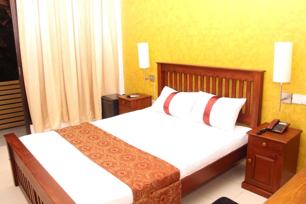 Zendara Hotel Negombo Dış mekan fotoğraf