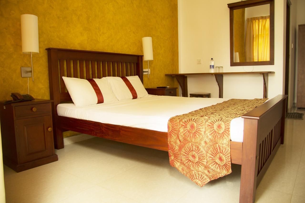 Zendara Hotel Negombo Dış mekan fotoğraf