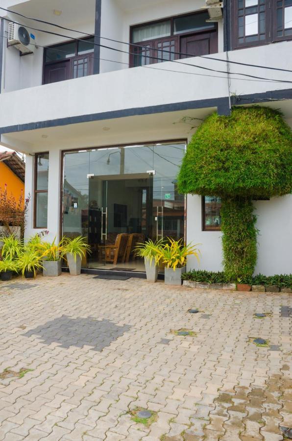 Zendara Hotel Negombo Dış mekan fotoğraf